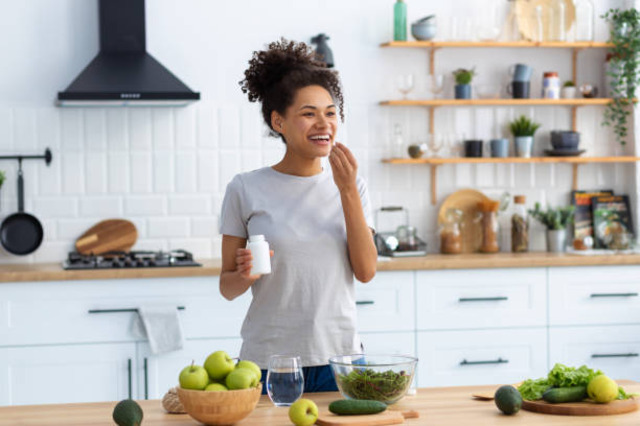 Santé, beauté, énergie : les meilleurs compléments alimentaires pour les femmes