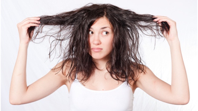 Comment prendre soin de vos cheveux avec les huiles essentielles ?