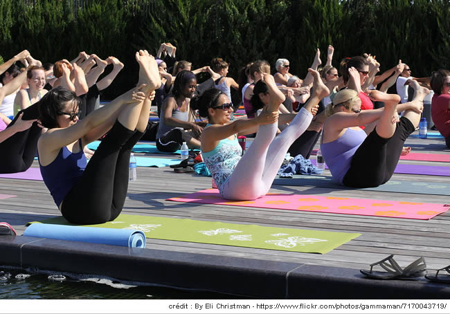 Se détendre avec le yoga