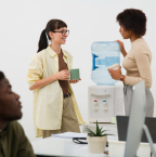 Bien-être durable : Installer une fontaine à eau réseau en entreprise