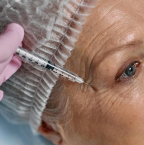 Anti-âge: les solutions innovantes pour un rajeunissement du visage naturel