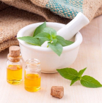 Huile végétale de chanvre : 4 bienfaits beauté essentiels